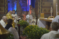 Bp Mering podczas Mszy Wigilii Paschalnej: Chrystus zabiega o nasze serca