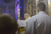 Bp Mering podczas Mszy Wigilii Paschalnej: Chrystus zabiega o nasze serca