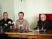 Bp Mering podczas konferencji prasowej: akcja „Polska pod Krzyżem” odbędzie się na lotnisku w Kruszynie
