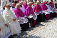 Kard. Burke przewodniczył Uroczystości Bożego Ciała we Włocławku