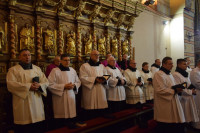 Włocławek: Biskup Włocławski przewodniczył I Nieszporom Adwentu