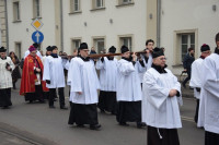 Bp Mering na zakończenie Drogi Krzyżowej w intencji Ojczyzny: My chcemy Boga w naszych sercach