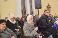 Bp Mering do chorych: w cierpieniu nie jesteśmy sami. Jezus jest obok
