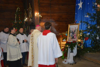 Biskup Włocławski zainstalował relikwie bł. Rodziny Ulmów oraz poświęcił kaplicę adoracji Najświętszego Sakramentu