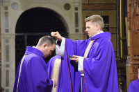 Bp Gębicki przewodniczył Mszy św. na rozpoczęcie Wielkiego Postu