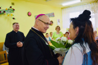 Warta: Biskup Włocławski modlił się z chorymi
