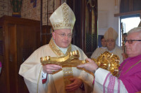 Bp Krzysztof Wętkowski odbył ingres do katedry włocławskiej (opis)