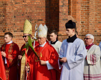 Biskup Włocławski przewodniczył uroczystościom Niedzieli Palmowej