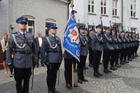 Koło: Bp Mering poświęcił sztandar Komendy Powiatowej Policji