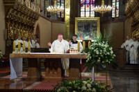Złoci jubilaci kapłaństwa we włocławskiej katedrze