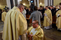 Bp Mering do chorych: w cierpieniu nie jesteśmy sami. Jezus jest obok