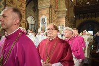 Bp Krzysztof Wętkowski odbył ingres do katedry włocławskiej (opis)