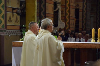 Złoci jubilaci kapłaństwa we włocławskiej katedrze