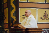 Bp Mering: życie konsekrowane to Boży dar dla Kościoła