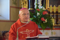 Biskup Włocławski przeprowadził wizytację kanoniczną w parafii Kłóbka