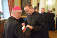 Bp Mering do prezbiterów: bądźcie mężni, odważni i wierni Chrystusowi