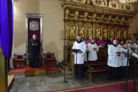 Poranna modlitwa Liturgią Godzin w bazylice katedralnej