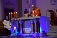 Włocławek: bp Mering przewodniczył Drodze Krzyżowej w parafii św. Stanisława