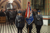 Koło: Bp Mering poświęcił sztandar Komendy Powiatowej Policji