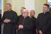 Prezbiterzy z życzeniami u biskupa włocławskiego