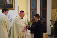 Bp Mering do chorych: w cierpieniu nie jesteśmy sami. Jezus jest obok