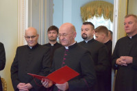 Prezbiterzy z życzeniami u biskupa włocławskiego