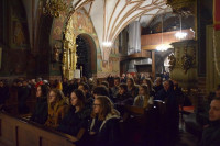 Modlitewne spotkanie młodzieży we włocławskiej farze