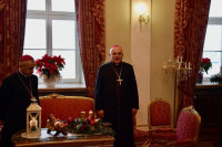 Prezbiterzy z życzeniami u biskupa włocławskiego