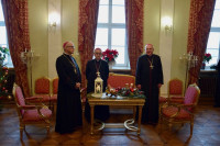 Prezbiterzy z życzeniami u biskupa włocławskiego