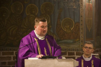 Ks. bp Mering: praca charytatywna jest jednym z wyznaczników chrześcijaństwa
