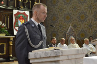 Koło: Bp Mering poświęcił sztandar Komendy Powiatowej Policji