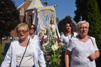 Biskup włocławski w Charłupi Małej: Maryjo, pomóż nam żyć w miłości, prawdzie i pokoju
