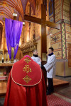 Bp Mering na zakończenie Drogi Krzyżowej w intencji Ojczyzny: My chcemy Boga w naszych sercach