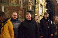Modlitewne spotkanie młodzieży we włocławskiej farze