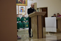 Bp Mering: poddając się Duchowi Świętemu stajemy się sobie bliżsi