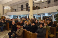 Bp Mering: poddając się Duchowi Świętemu stajemy się sobie bliżsi