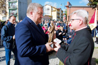 Bp Mering: Miłość jest najlepszą metodą wychowawczą