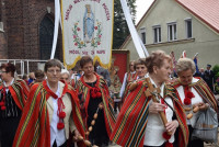 Bp Buzun w Charłupi Małej: Maryja przyszła na świat w rodzinie, w małżeństwie