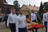 Bp Buzun w Charłupi Małej: Maryja przyszła na świat w rodzinie, w małżeństwie