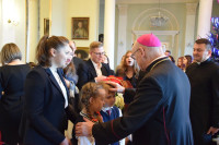 Bp Mering: „szkoły katolickie są na wagę złota”