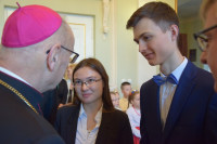 Bp Mering: „szkoły katolickie są na wagę złota”