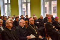 Bp Mering: potrzeba odwagi, uwagi i woli przeciwstawienia się złej kulturze
