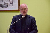 Bp Mering: potrzeba odwagi, uwagi i woli przeciwstawienia się złej kulturze