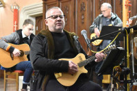 Konin: Msza św. trzeźwościowa i recital Tomka Kamińskiego
