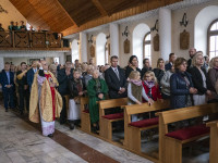 Posada: bp Mering konsekrował nową część świątyni
