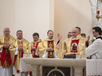 Posada: bp Mering konsekrował nową część świątyni