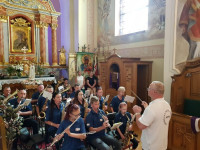 Tuliszków: poświęcenie sztandaru koła pszczelarzy