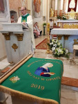 Tuliszków: poświęcenie sztandaru koła pszczelarzy