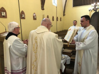 Bp Mering do kapłanów: otrzymaliśmy godność kapłańską, by być świadkami Chrystusa