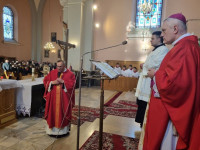 Dobra: wprowadzenie relikwii bł. Rodziny Ulmów